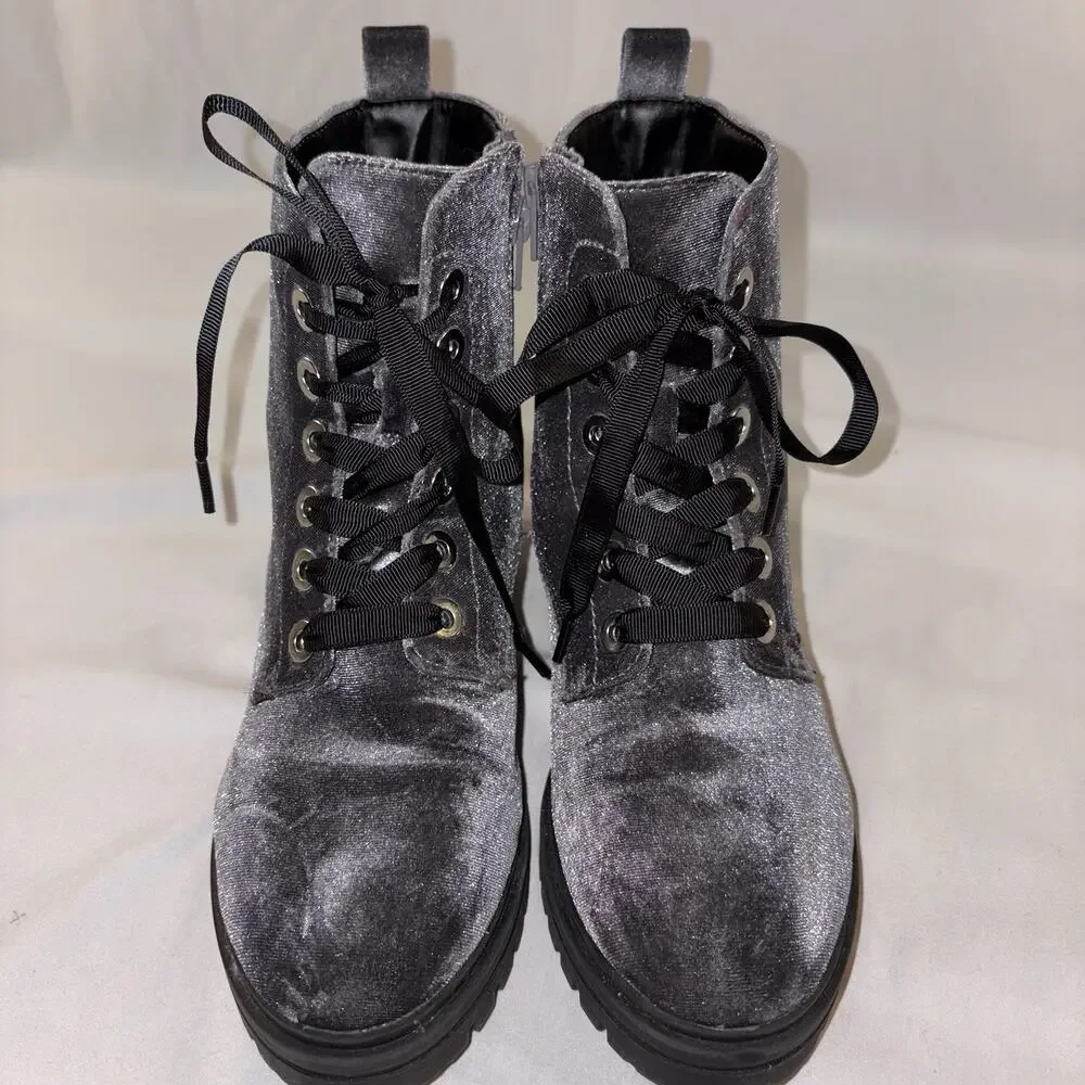 Rihanna Grey Velvet Combat 90's Fashion Boots by Mossimo Supply Co Women's 6.5
